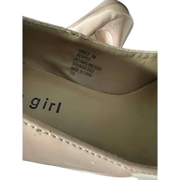 Madden Girl Faux Patent Leather Pumps Size 6 - Picture 2 of 8